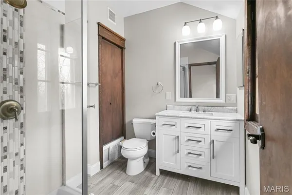 $345,000 | 814 Bald Hill Road, Eureka, MO 63025