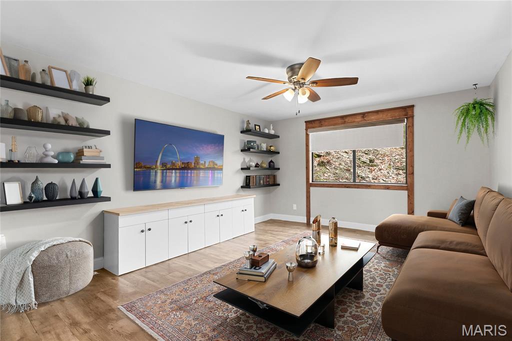 814 Bald Hill Road Eureka, MO 63025 - Photo 3 of 52