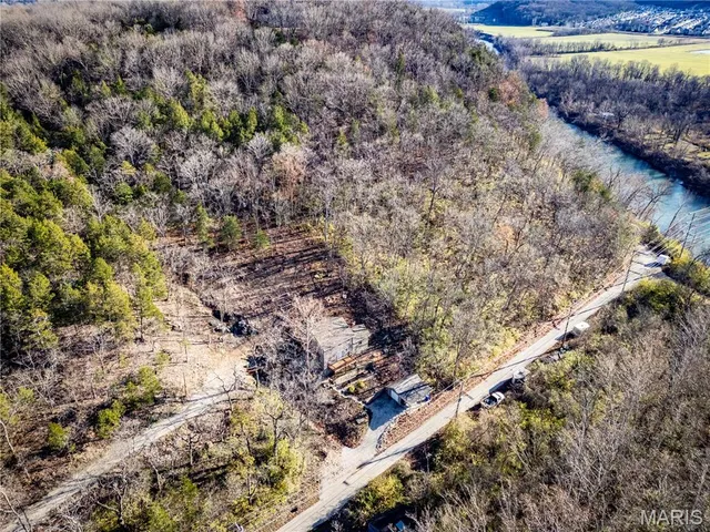 $359,900 | 814 Bald Hill Road, Eureka, MO 63025