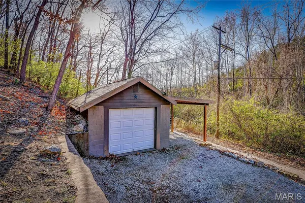 $345,000 | 814 Bald Hill Road, Eureka, MO 63025