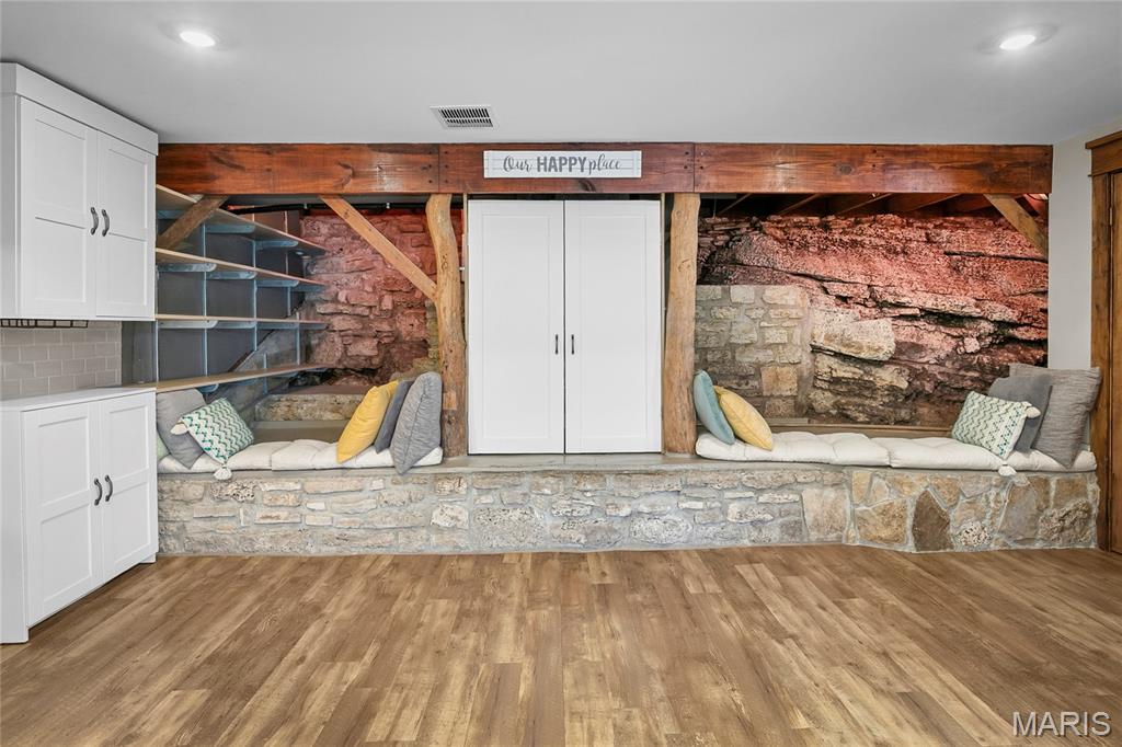 814 Bald Hill Road Eureka, MO 63025 - Photo 9 of 52