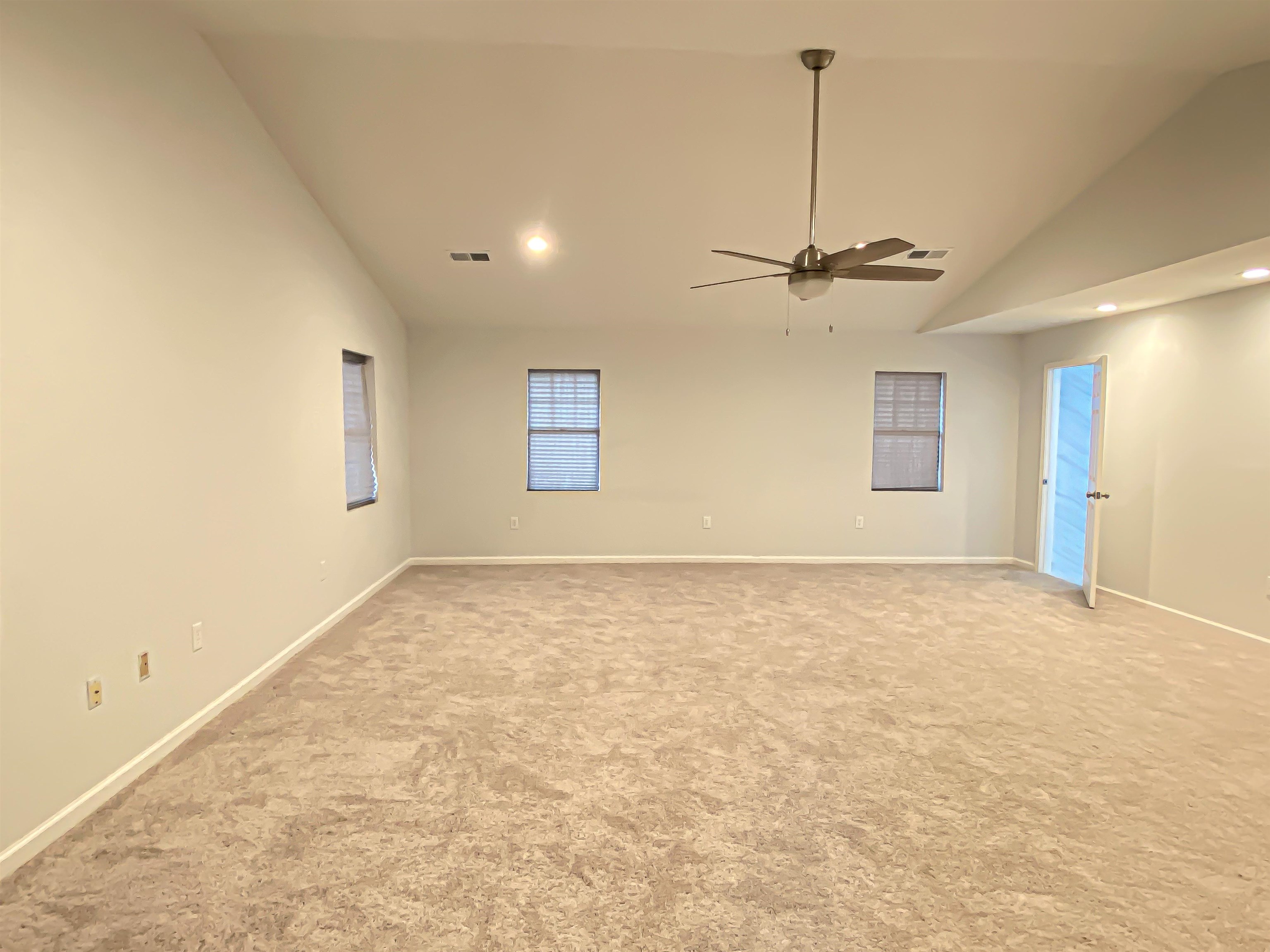 157 Pickett Road Memphis, TN 38109 - Photo 11 of 24 a view of an empty room with a window