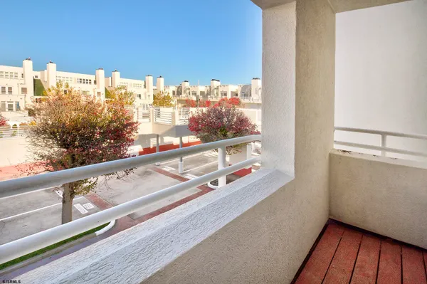 $22,500 | 7701 Atlantic Avenue, Unit 8, Margate City, NJ 08402