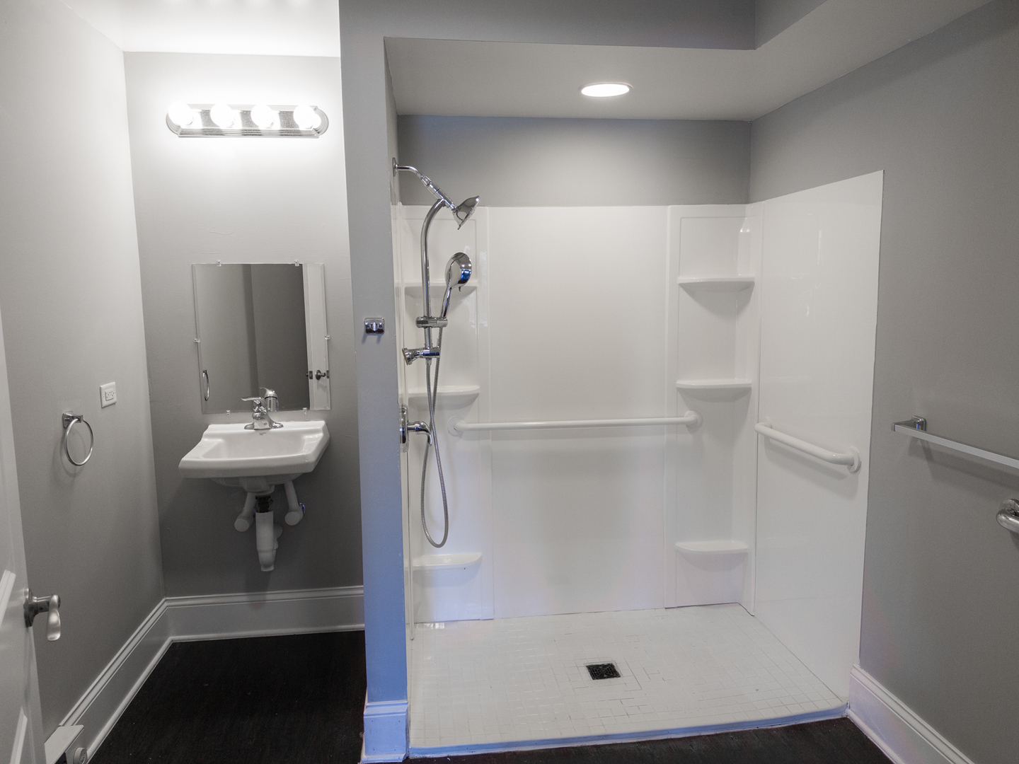 115 North Hickory Street, Unit B Joliet, IL 60435 - Photo 9 of 9 a bathroom with a shower