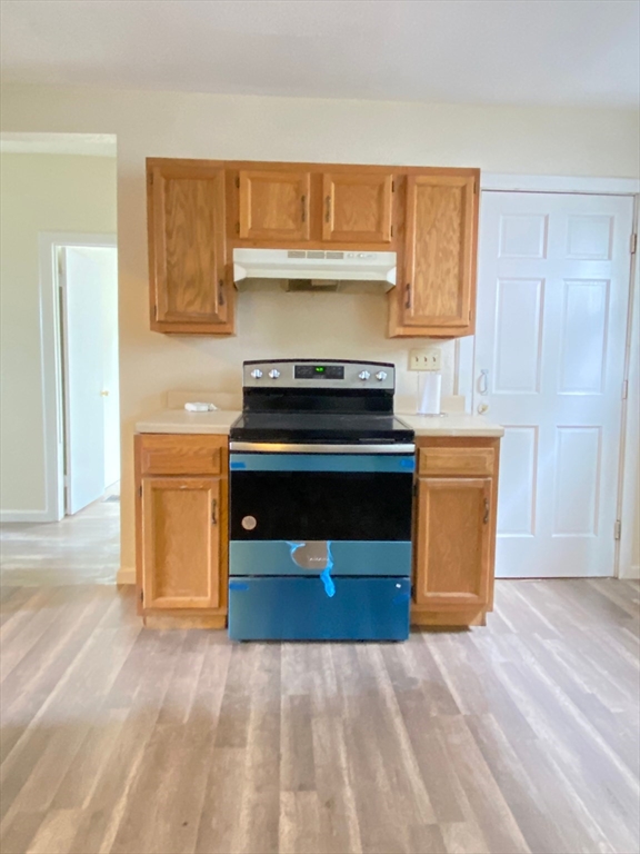 31-33 Hunt Street Springfield, MA 01108 - Photo 17 of 18 Gallery Image 17