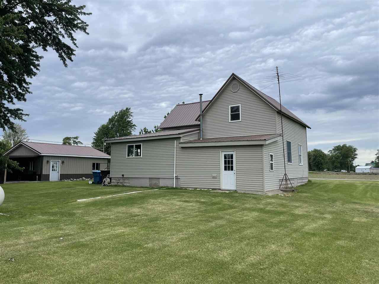 2774 Rashotte Road Pinconning, MI 48650 - Photo 7 of 91