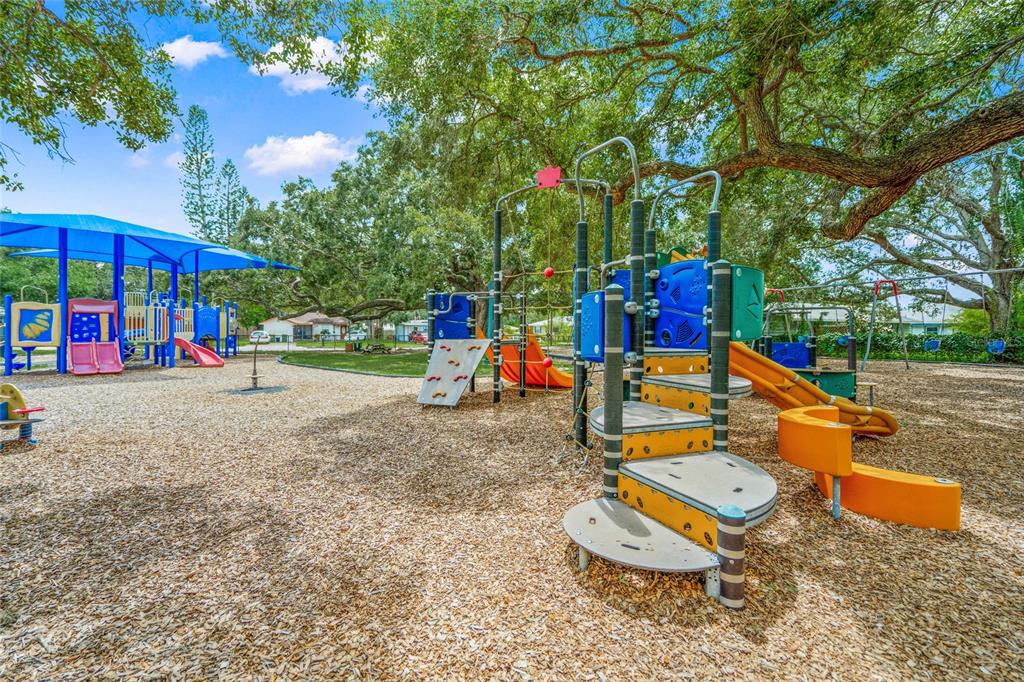 2343 Prospect Street Sarasota, FL 34239 - Photo 30 of 33