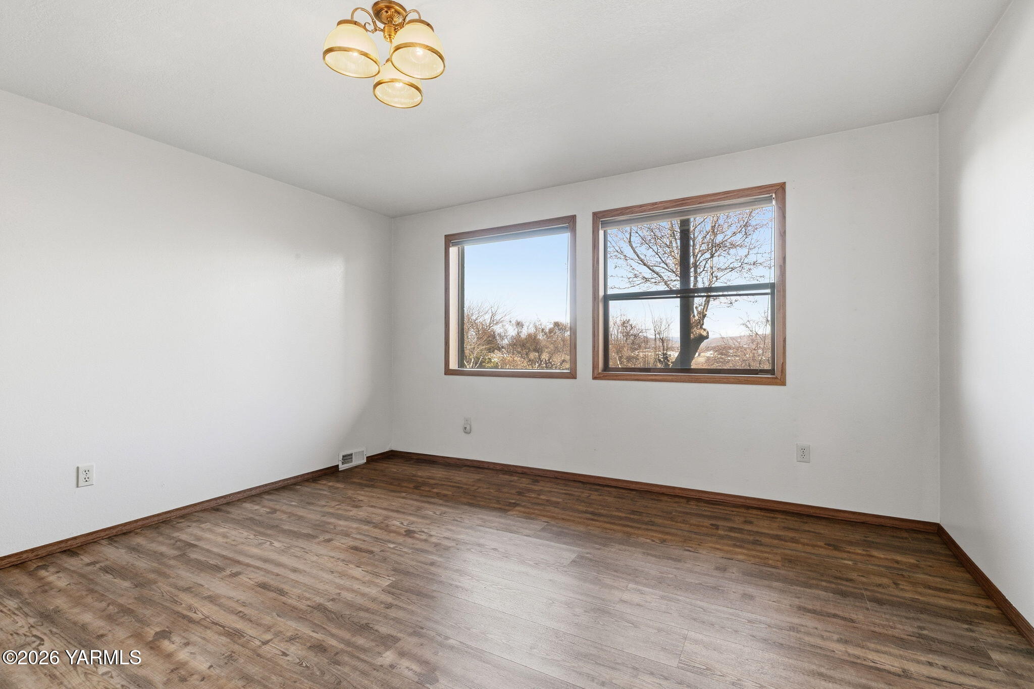3409 Goodman Road Yakima, WA 98903 - Photo 25 of 34 Cuevas_260309_GoodmanRd_Yakima_30