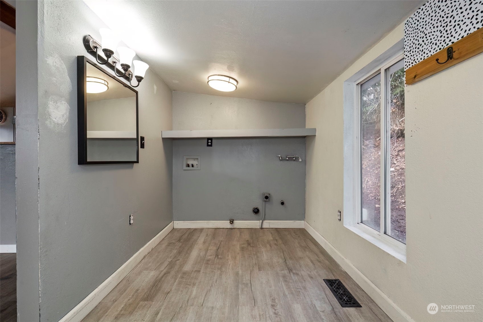 4708 Southeast Horstman Road Port Orchard, WA 98366 - Photo 21 of 37 Gallery Image 21