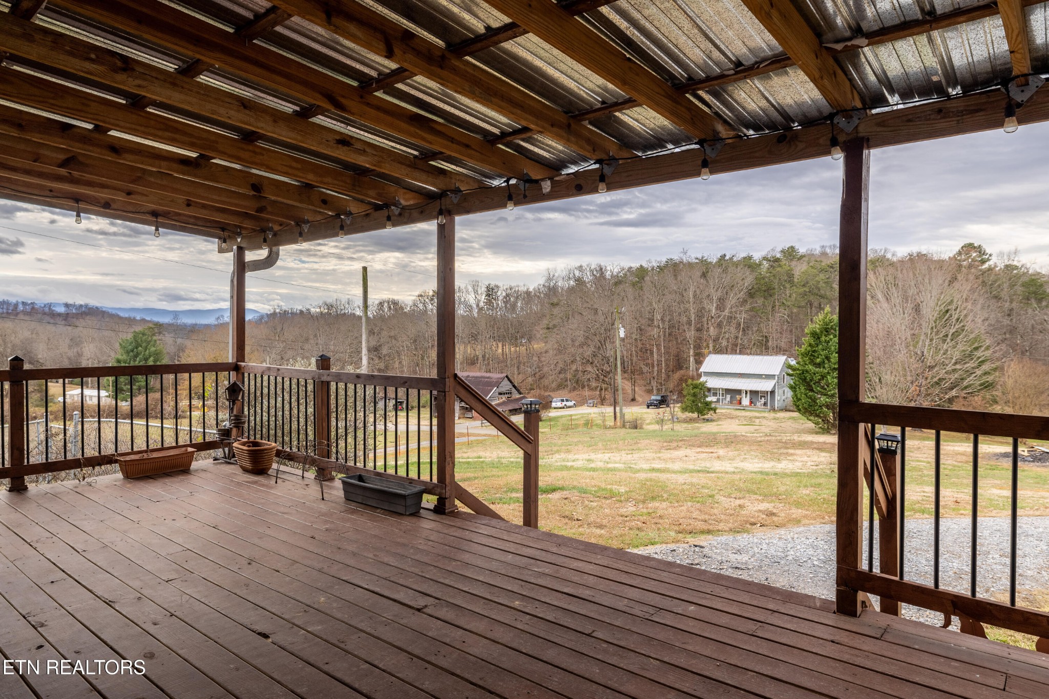 1744 Tom McCall Road Maryville, TN 37801 - Photo 3 of 39 Gallery Image 3