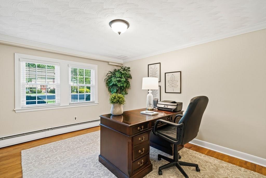 17 Carpenter Road Lynnfield, MA 01940 - Photo 22 of 37