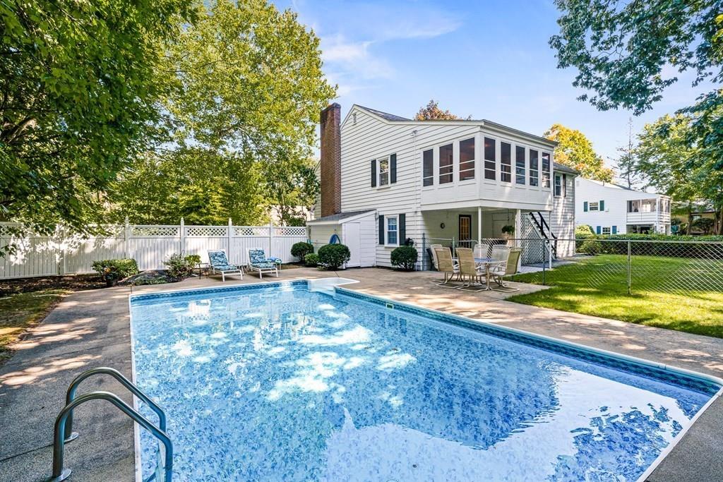 17 Carpenter Road Lynnfield, MA 01940 - Photo 30 of 37