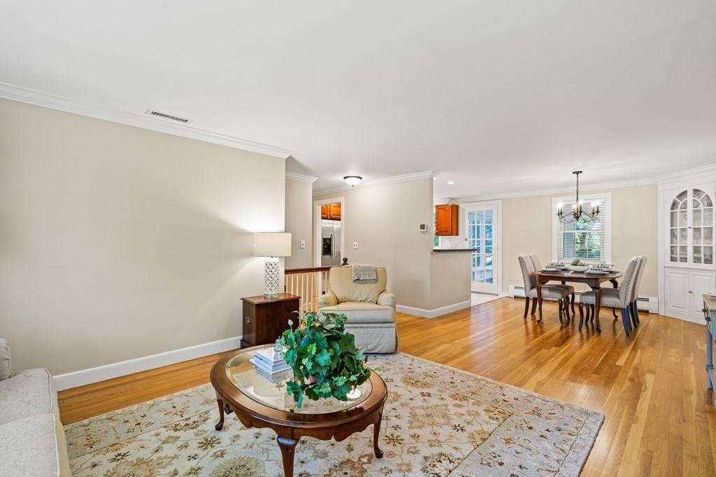 17 Carpenter Road Lynnfield, MA 01940 - Photo 5 of 37