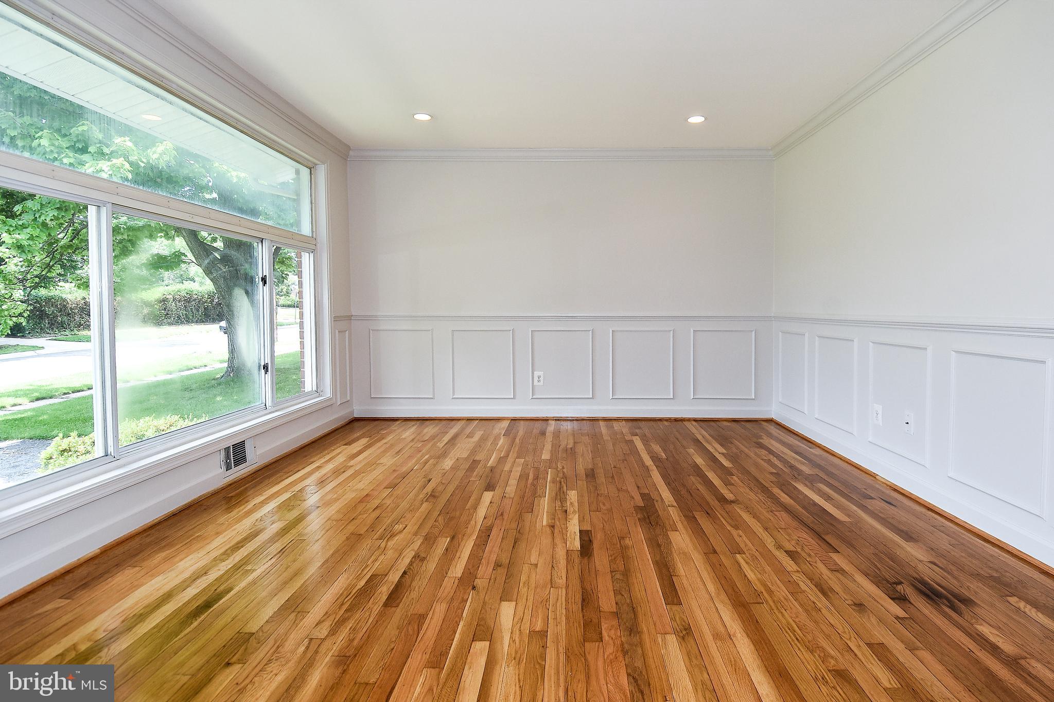 11815 Selfridge Road Silver Spring, MD 20906 - Photo 4 of 35