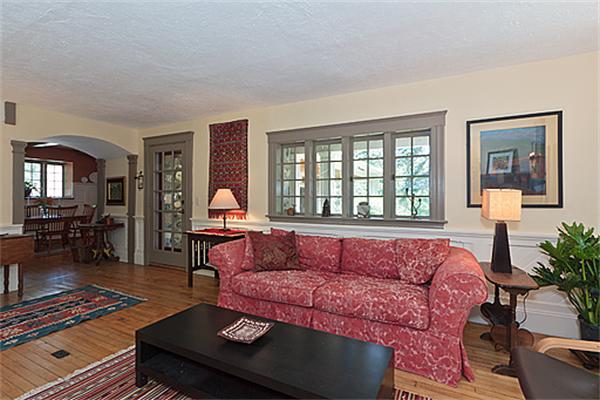 87 Blossomcrest Road Lexington, MA 02421 - Photo 3 of 29 Gallery Image 3