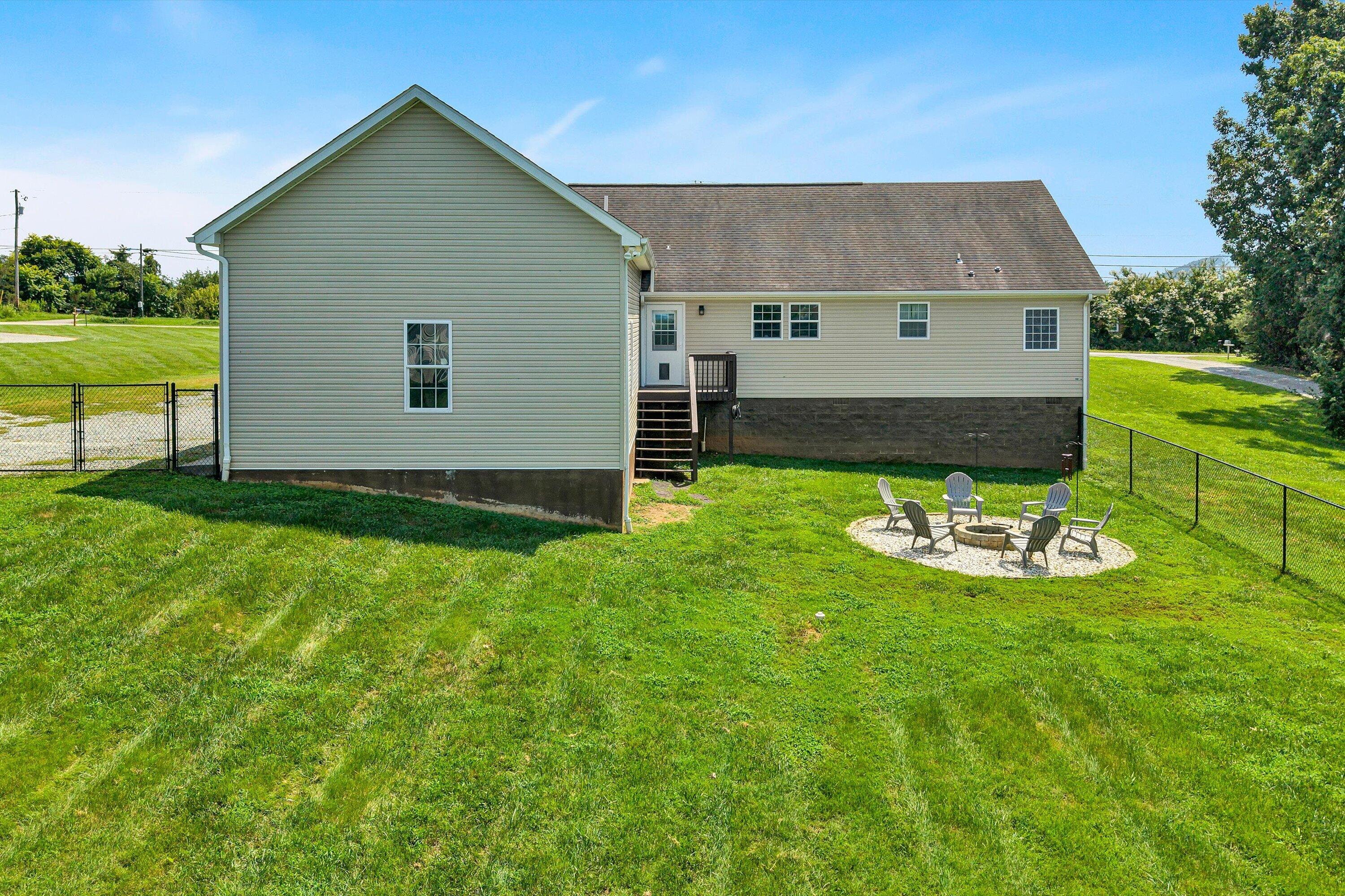 2220 Callaway Road Rocky Mount, VA 24151 - Photo 30 of 38 Back Exterio