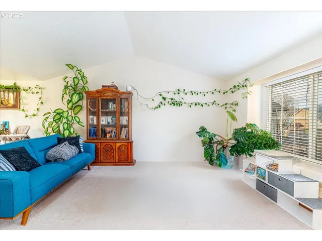 $440,000 | 3248 18th Avenue Southeast, Albany, OR 97322