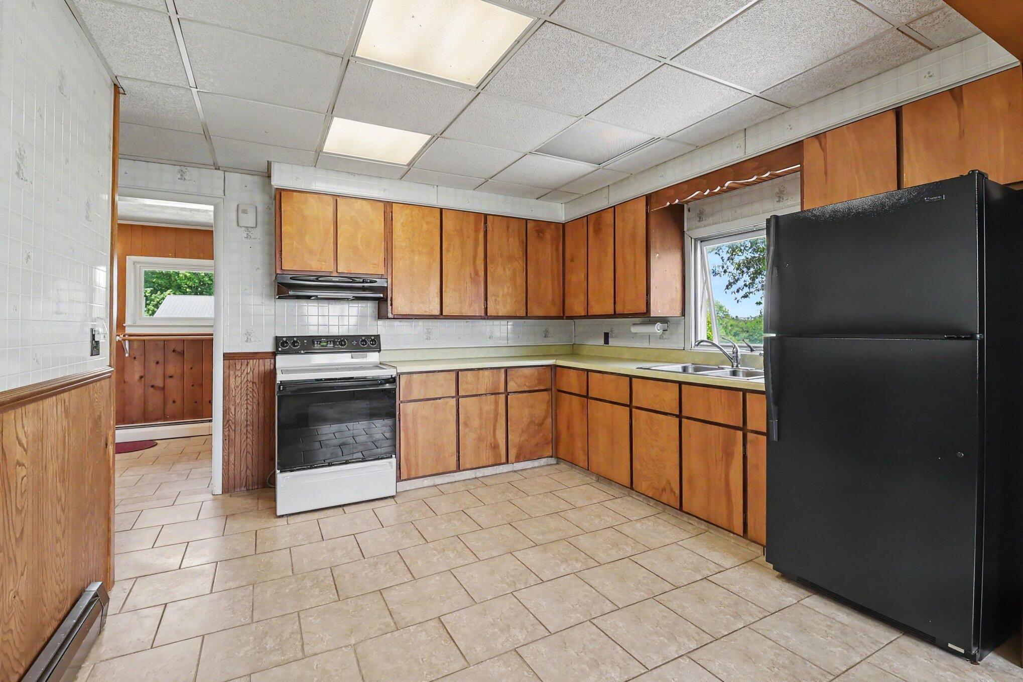 4559 South Maple Island Road Hesperia, MI 49421 - Photo 13 of 40 Kitchen