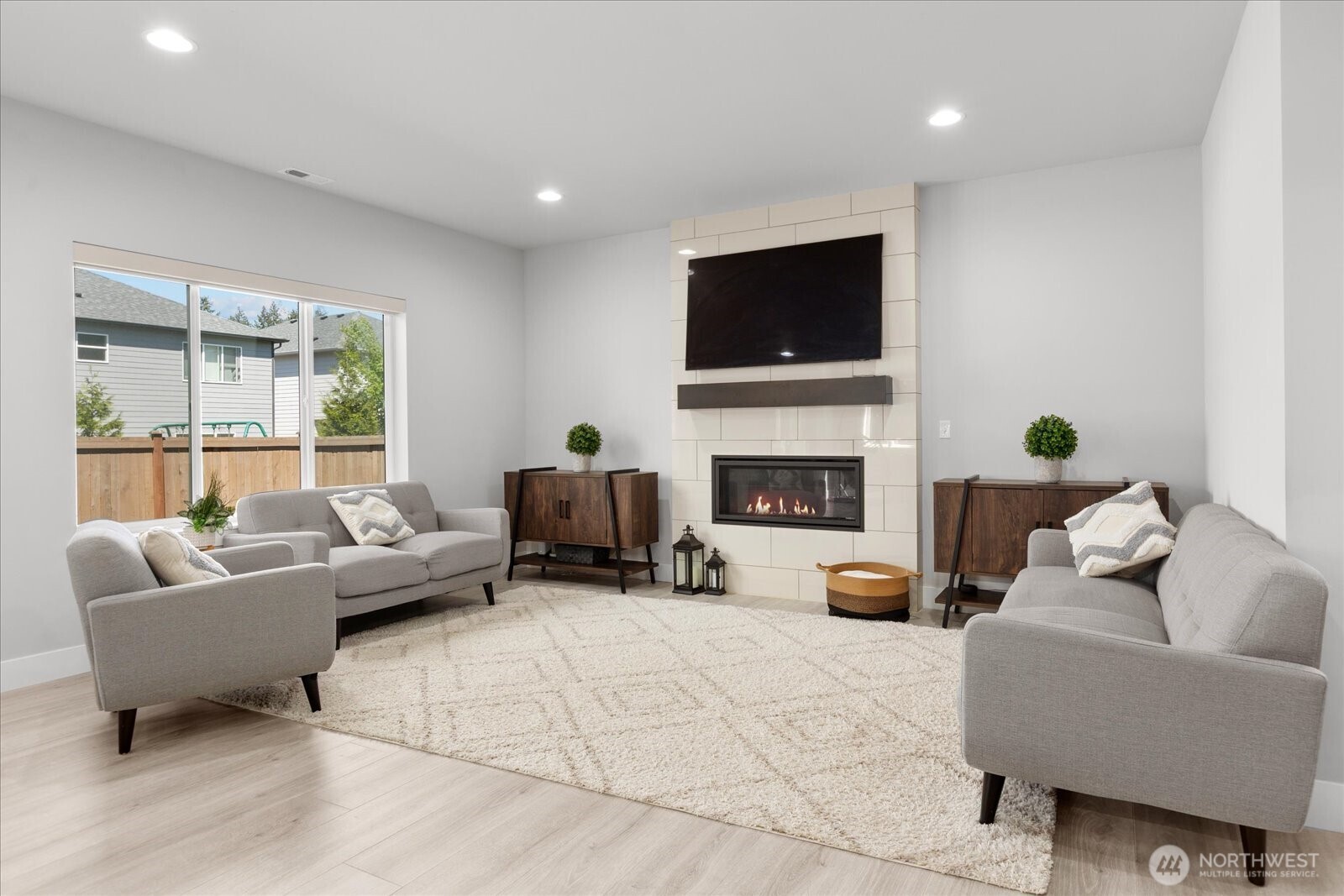 3803 199th Street Southeast Bothell, WA 98012 - Photo 7 of 29