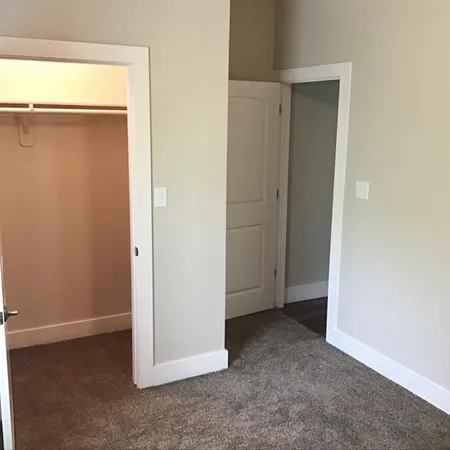 $1,595 | 462 Pecan Hollow Street, Unit 462, Ennis, TX 75119