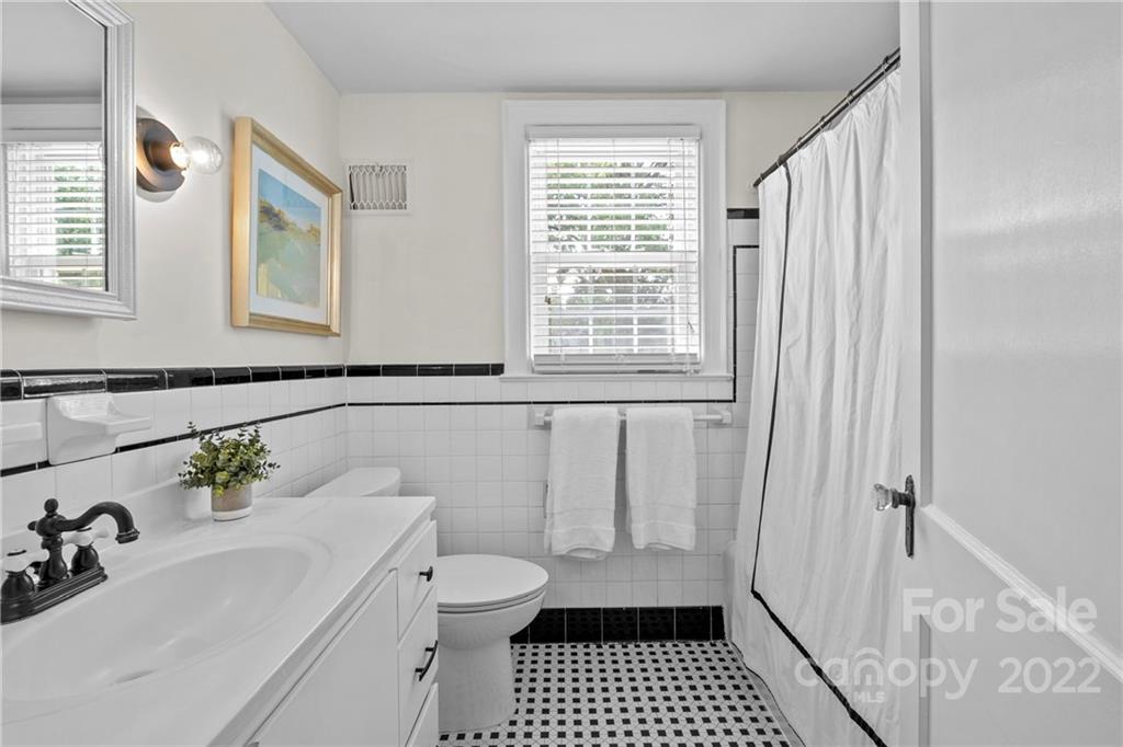 2241 Colony Road Charlotte, NC 28209 - Photo 19 of 29 Gallery Image 19