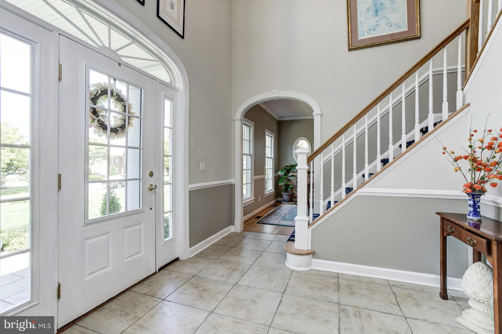 3407 Hidden River View Road Annapolis, MD 21403 - Photo 4 of 47 BRIGHT ENTRY FOYER