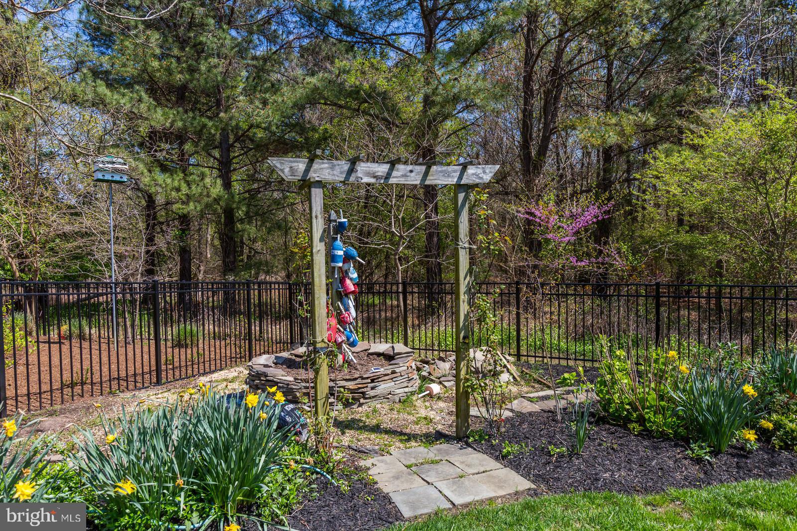 3407 Hidden River View Road Annapolis, MD 21403 - Photo 38 of 47 BIRDHOUSES AND BLOOMS