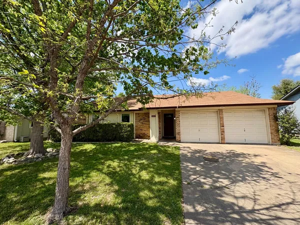 $2,395 | 11600 Elk Park Trail, Austin, TX 78759