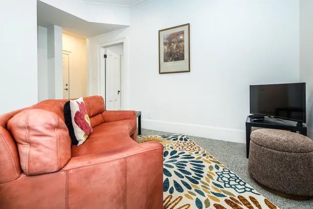 $1,800 | 71 North Main Street, Unit 1, Rutland, VT 05701