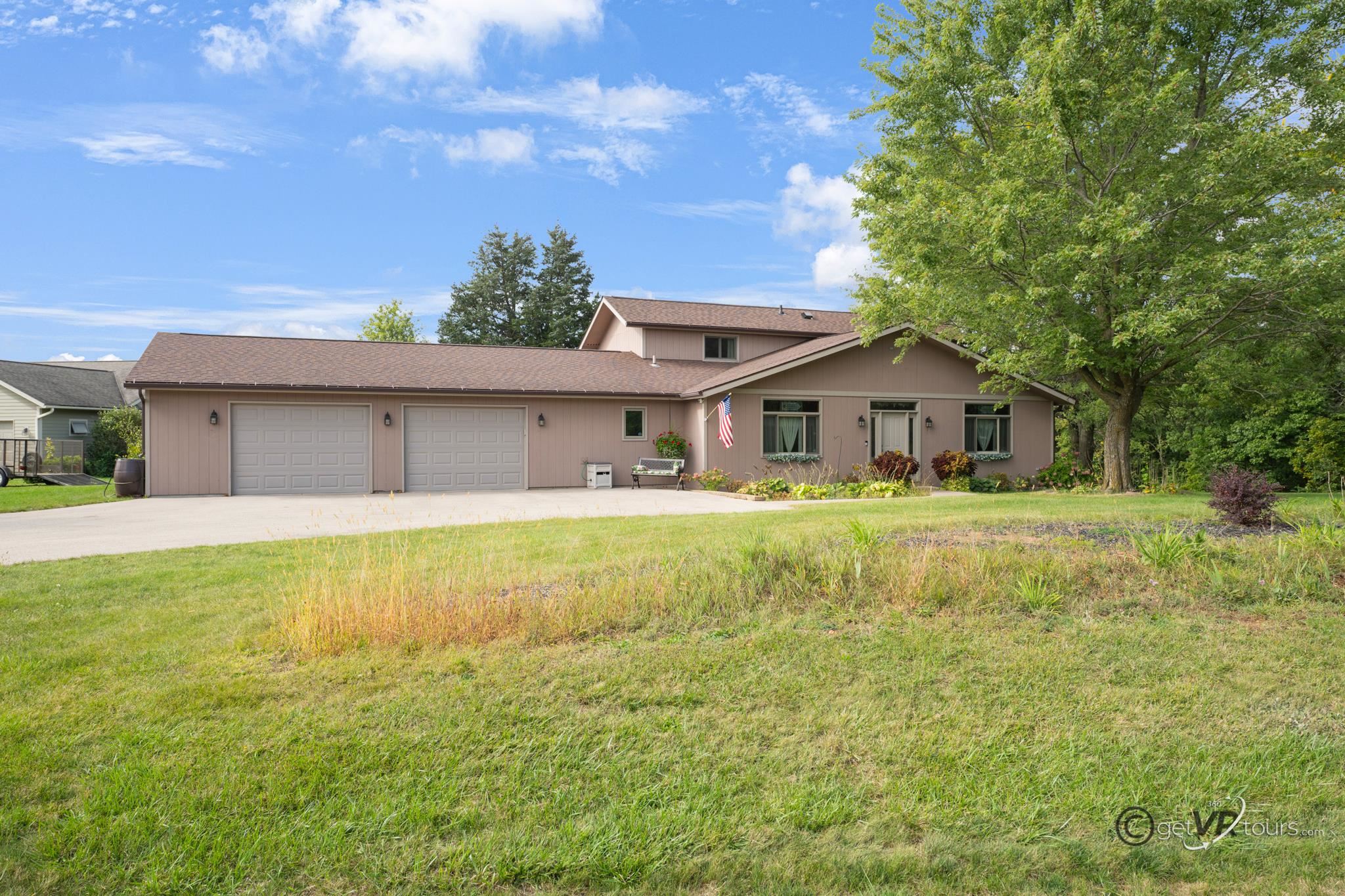 1 Belden School Lane Galena, IL 61036 - Photo 2 of 38