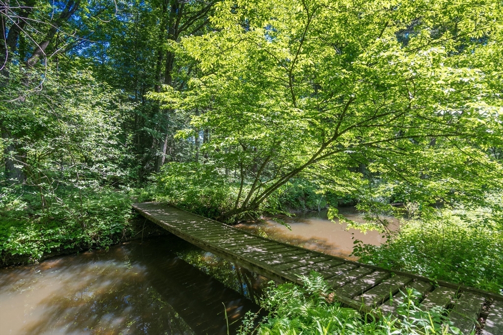 44 Linseed Road Hatfield, MA 01088 - Photo 33 of 37