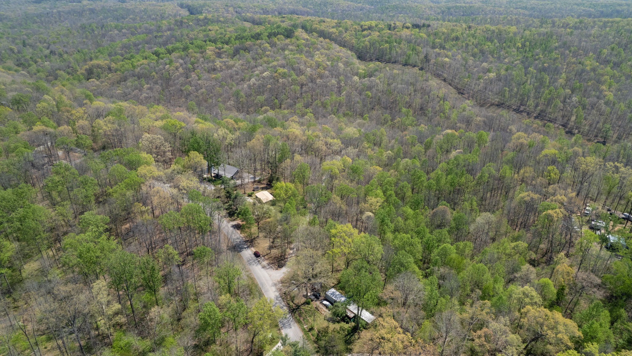 1044 Deer Ridge Road Kingston Springs, TN 37082 - Photo 2 of 37