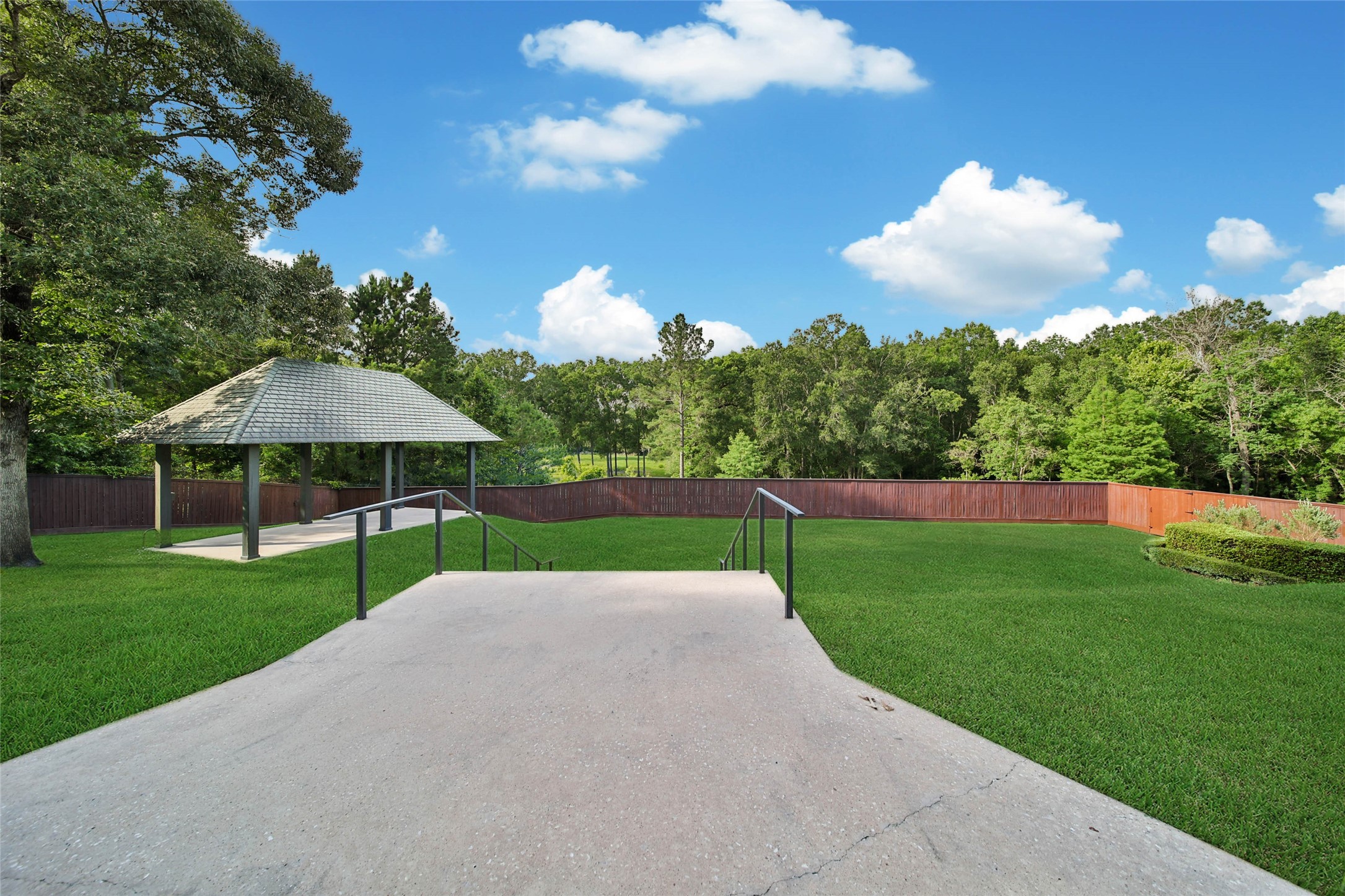 2401 Conastoga Court Conroe, TX 77384 - Photo 43 of 49