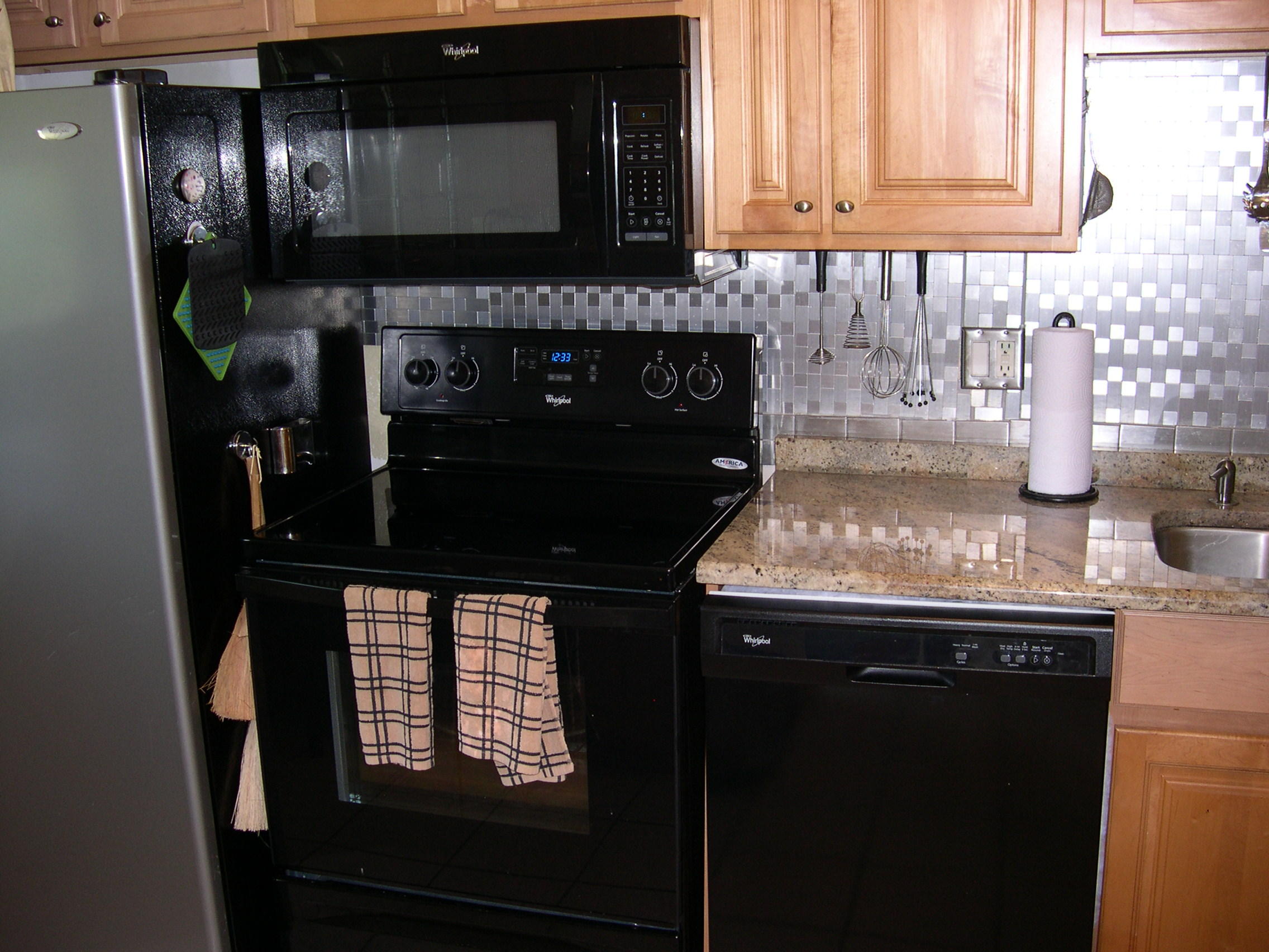 1172 Commodore Court, Unit 106 Fort Pierce, FL 34949 - Photo 6 of 32 Kitchen