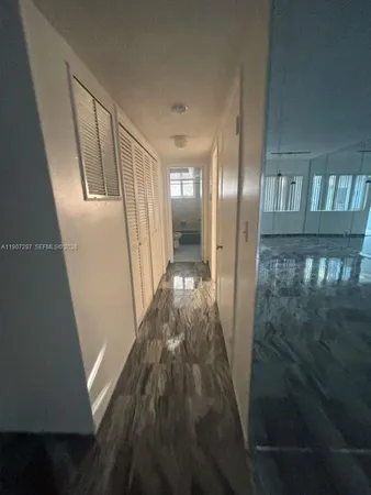 $1,900 | 2430 Northeast 135th Street, Unit 203, North Miami, FL 33181