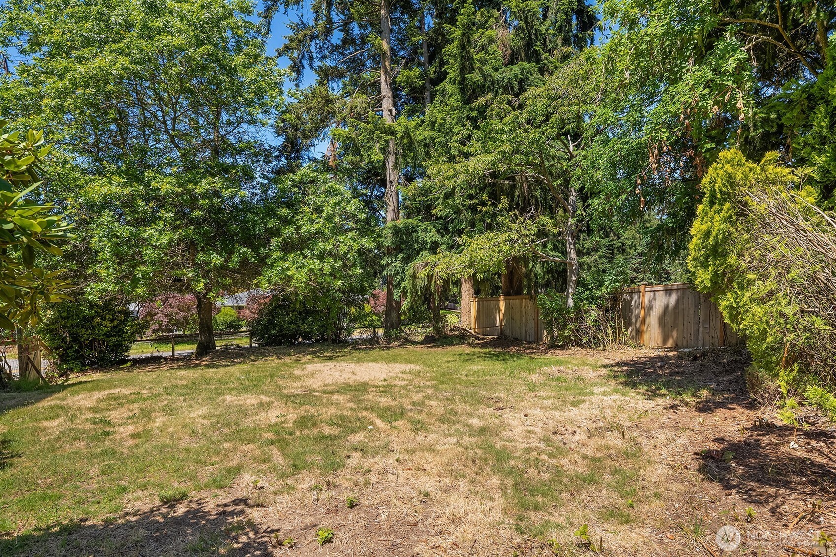 8725 Maple Lane Edmonds, WA 98026 - Photo 25 of 28