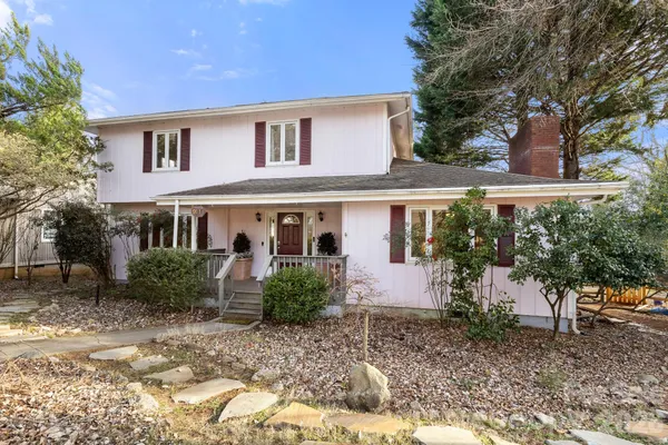 $434,900 | 9118 Windjammer Drive, Tega Cay, SC 29708