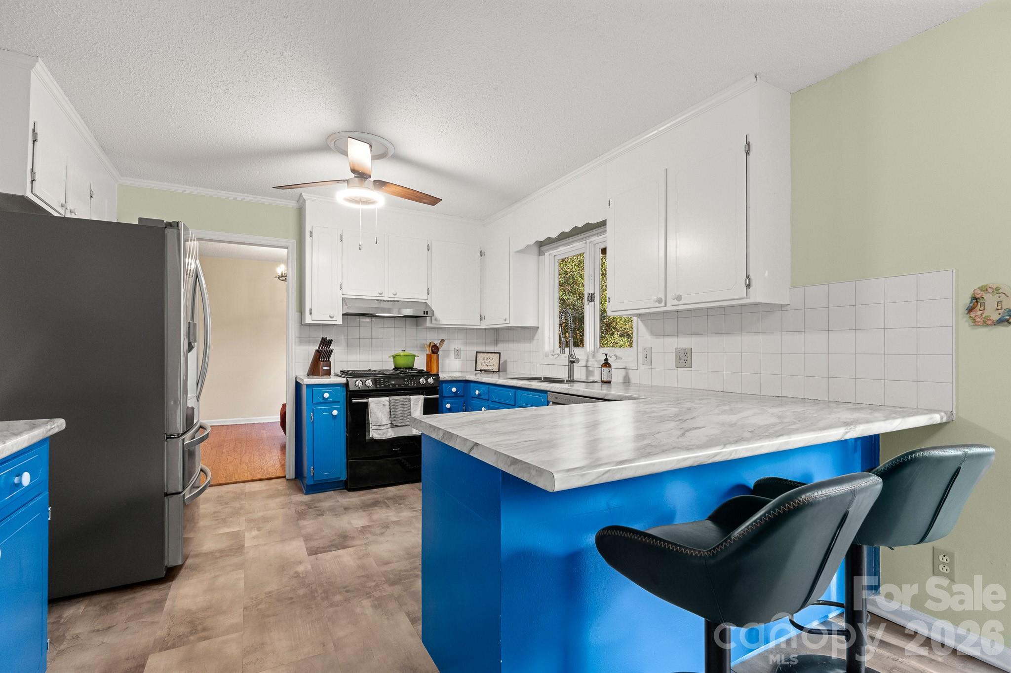 9118 Windjammer Drive Tega Cay, SC 29708 - Photo 20 of 48