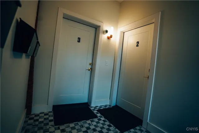 $2,400 | 110 Hotel Street, Unit 2, Utica, NY 13502