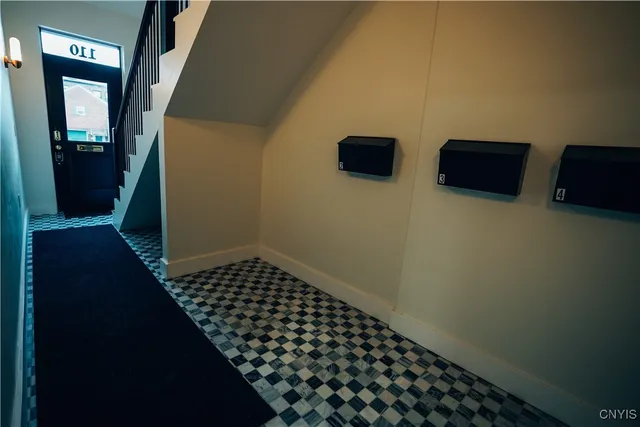 $2,400 | 110 Hotel Street, Unit 2, Utica, NY 13502