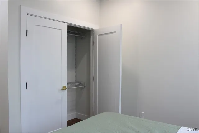 $2,400 | 110 Hotel Street, Unit 2, Utica, NY 13502