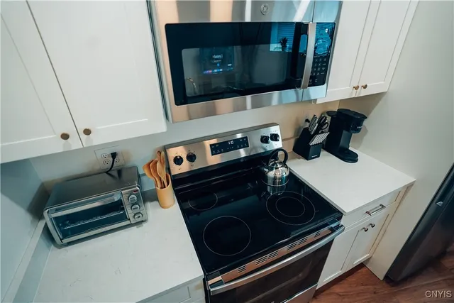 $2,400 | 110 Hotel Street, Unit 2, Utica, NY 13502