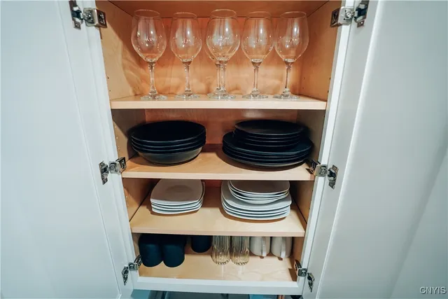 $2,400 | 110 Hotel Street, Unit 2, Utica, NY 13502