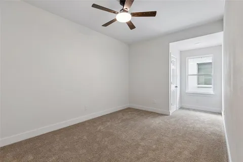 $639,900 | 1729 Boxwood Row Drive, Aubrey, TX 76227