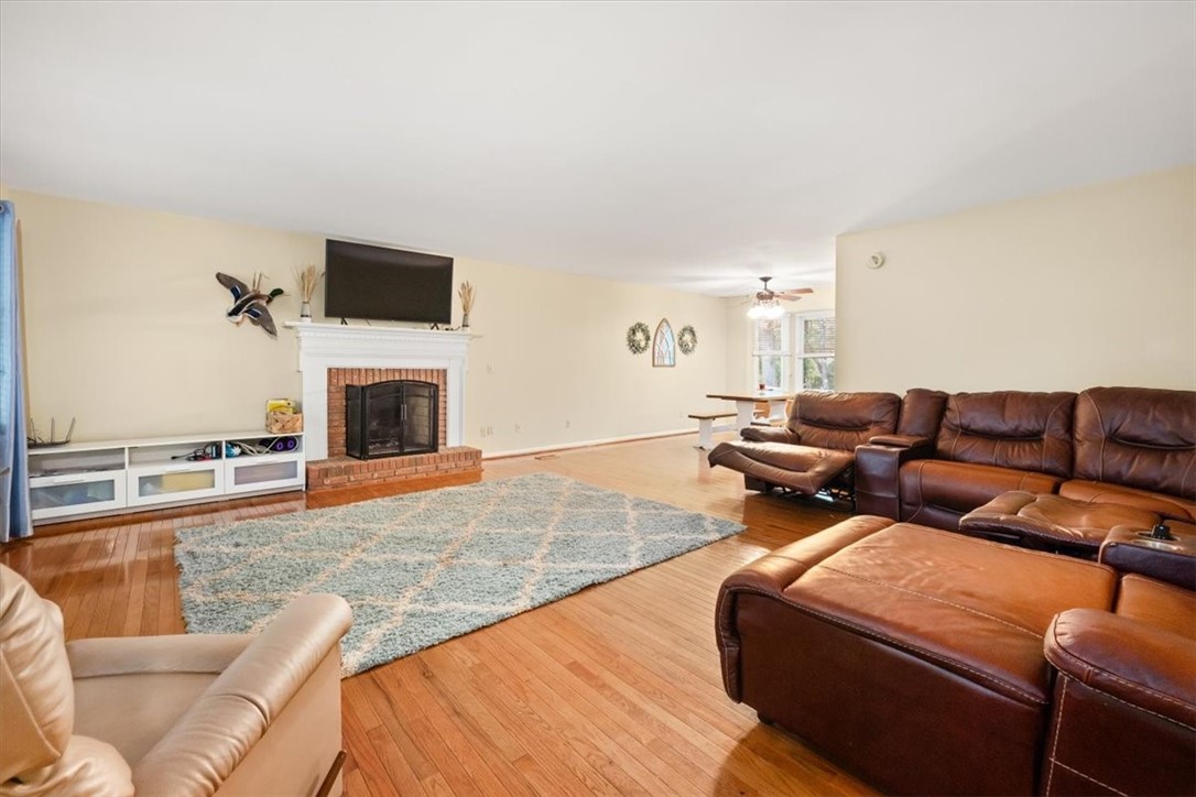 117 Ashley Road Clemson, SC 29631 - Photo 3 of 44 Gallery Image 3