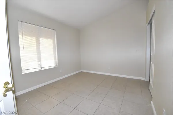 $1,970 | 226 Cimarron Village Way, Henderson, NV 89012