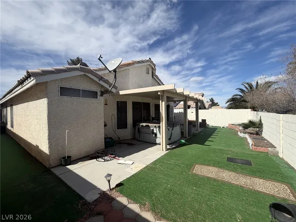$1,970 | 226 Cimarron Village Way, Henderson, NV 89012