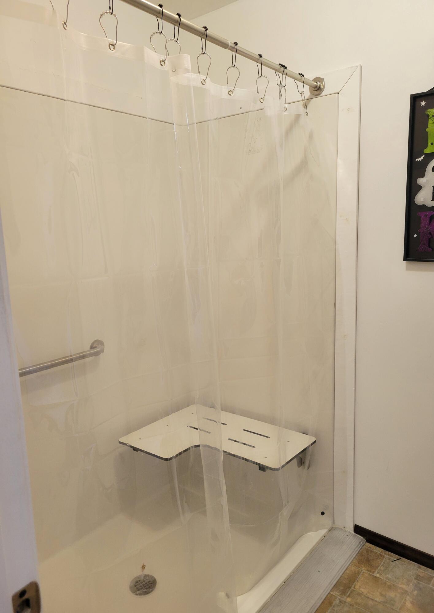 929 Pine Grove Road Olympia, KY 40358 - Photo 30 of 31 Guest House Handicapped accessible Shower