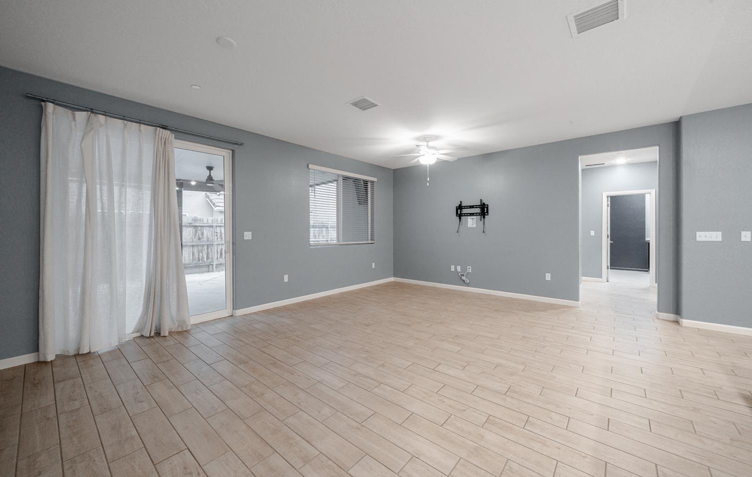 141 Reunion Way South Madera, CA 93636 - Photo 1 of 31