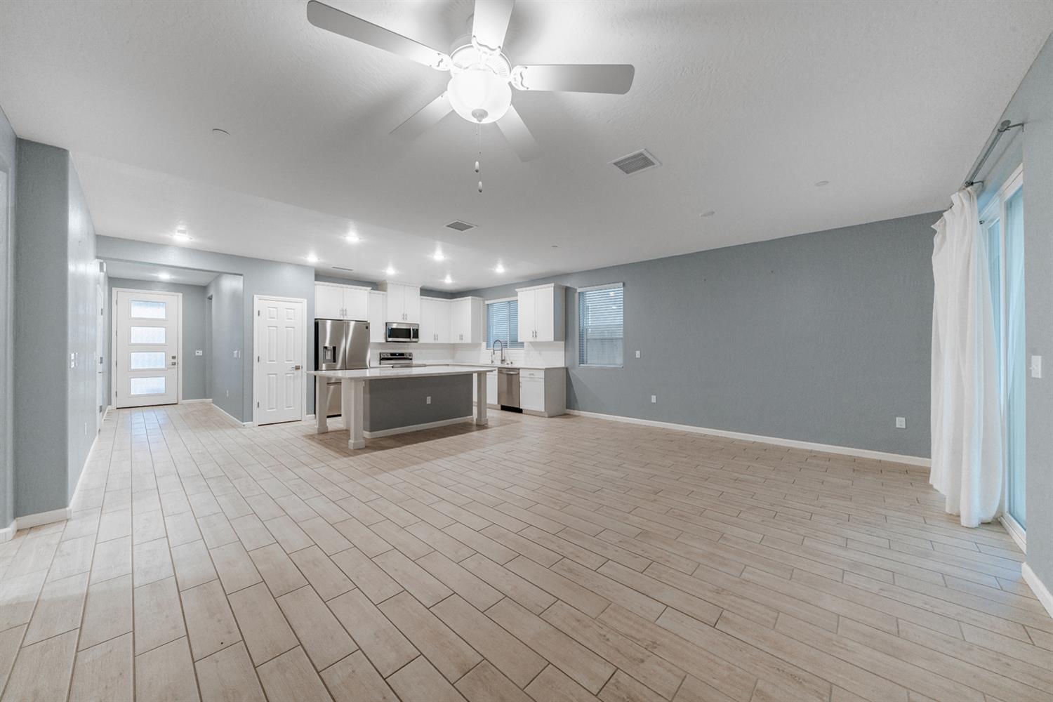 141 Reunion Way South Madera, CA 93636 - Photo 13 of 31